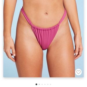 Target swim bottom